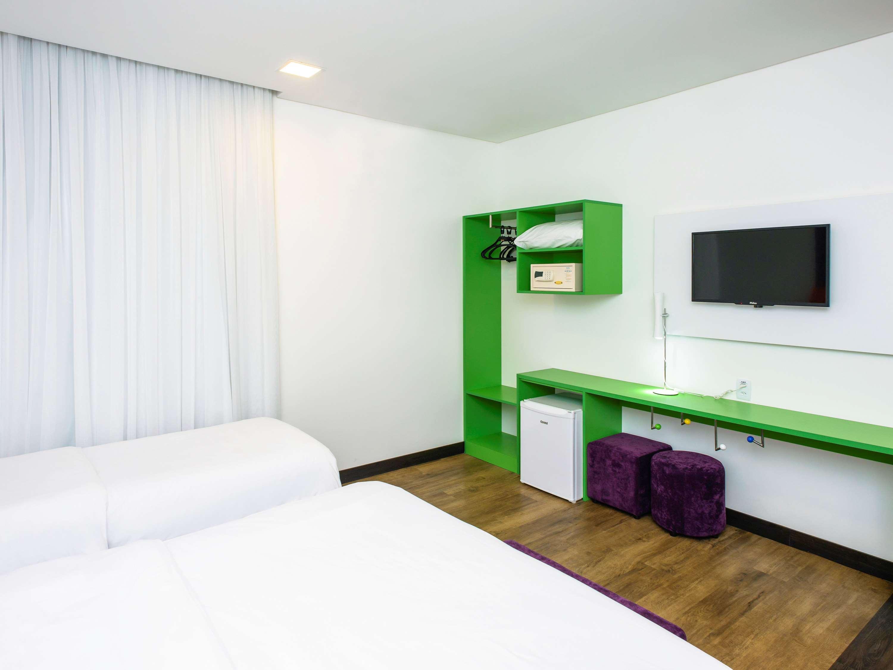 ホテル Ibis Styles Ponta Porã エクステリア 写真