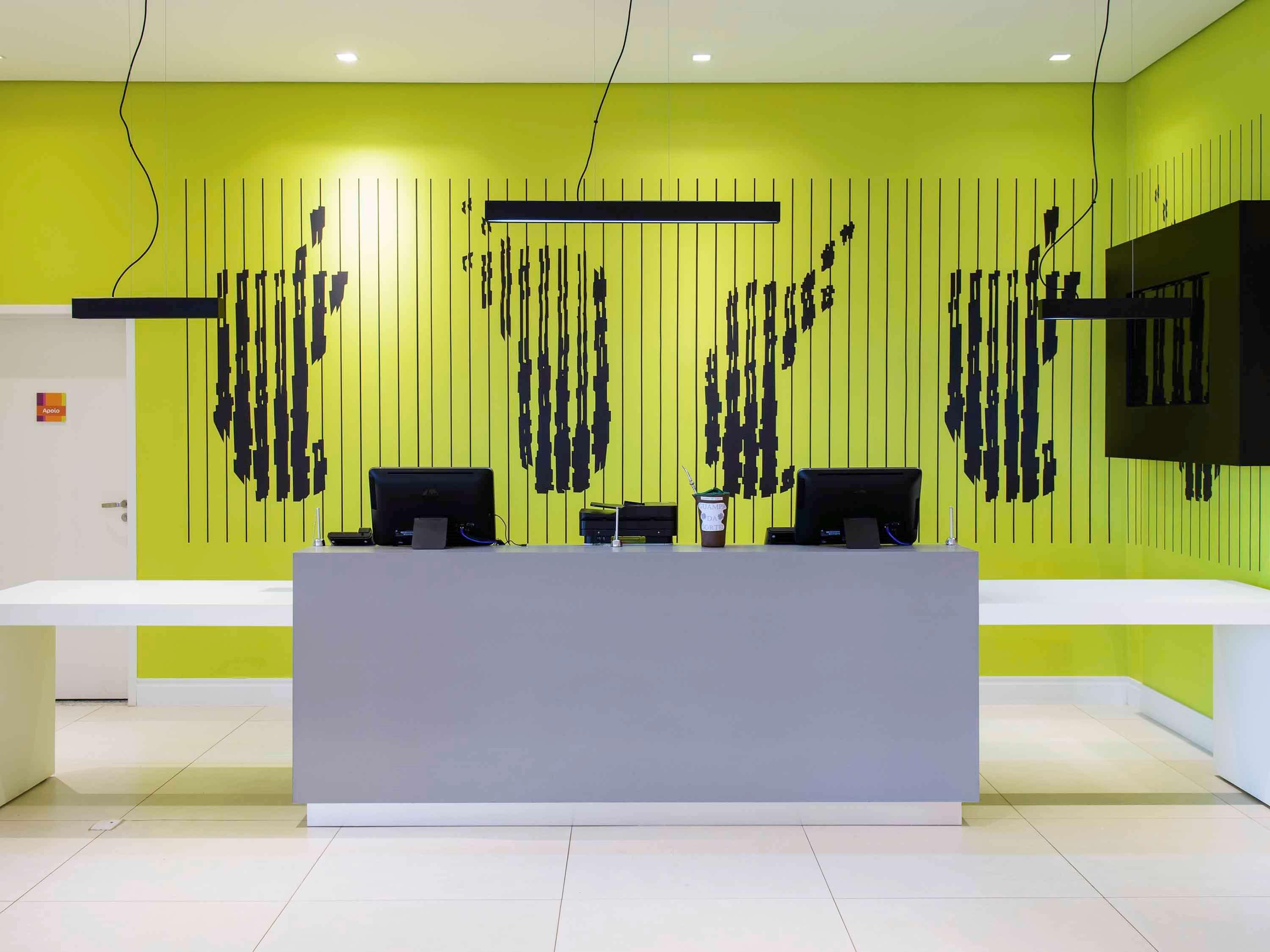 ホテル Ibis Styles Ponta Porã エクステリア 写真