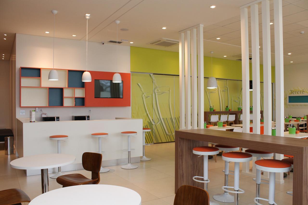 ホテル Ibis Styles Ponta Porã エクステリア 写真