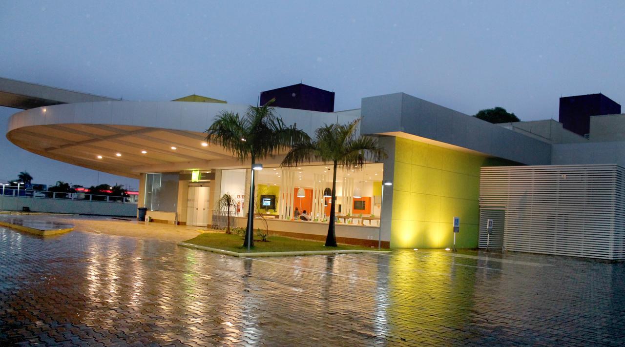 ホテル Ibis Styles Ponta Porã エクステリア 写真