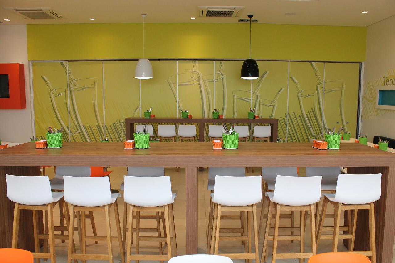 ホテル Ibis Styles Ponta Porã エクステリア 写真